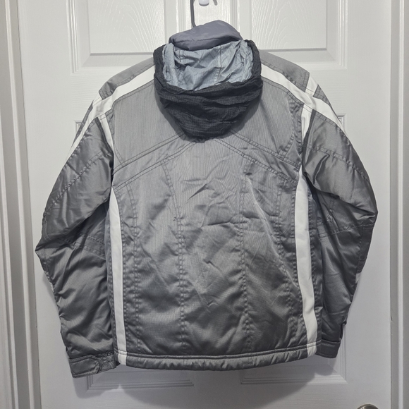 Spyder XT.L Girl Reflective Silver & White Waterproof Winter Ski Jacket Size 14 - Picture 3 of 16